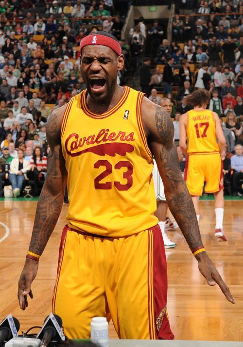 定出球或一 定出球或一