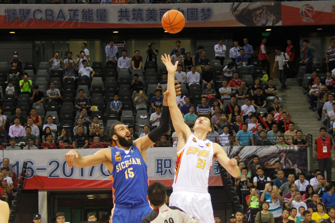 在同质化的 在同质化的